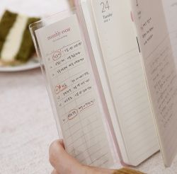 side pocket for note long