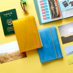 MOAMOA Postcard Book 