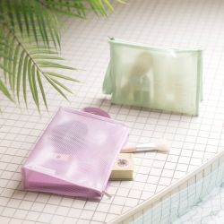 TRAVELUS Coated Mesh Pouch Medium v.3