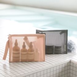 TRAVELUS Coated Mesh Pouch Medium v.3