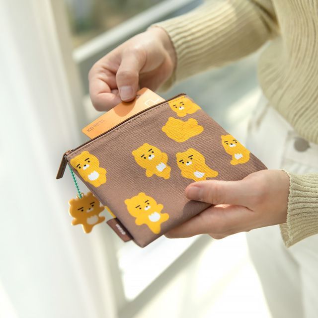 April Shower Pattern Pouch