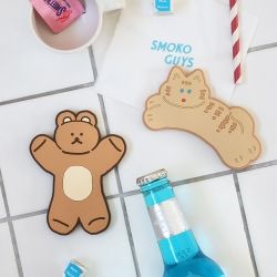 Romane Opener Magnet 