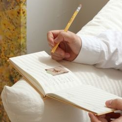 Monologue Question Diary 365