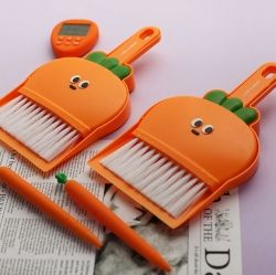 Carrot's Cleaning Set