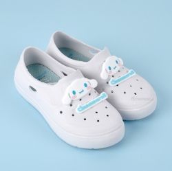 CINNAMOROLL Lettering Indoor Slippers