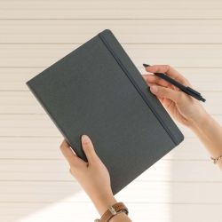 MAKING MEMORY B5_Line