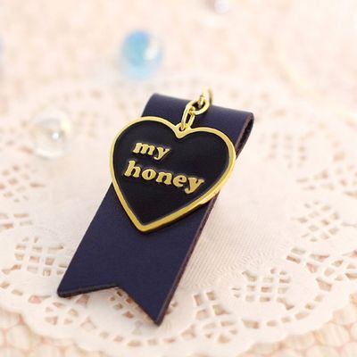 heart strap ribbon honey