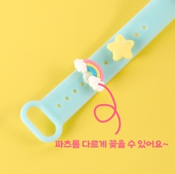 Sanrio Characters Change Coordinated Watch, Random