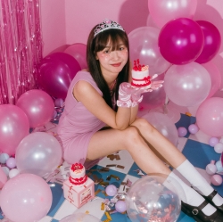 ROYCHE It's Cho(Candle) Time Party Candle