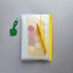 zipper sticker binder