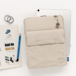 Romane 365 11Type Pocket iPad Pouch