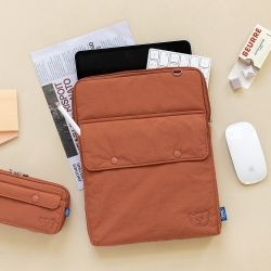 Romane 365 11Type Pocket iPad Pouch