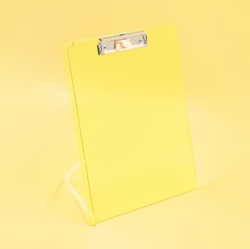 Standing Transparent Clipboard A4