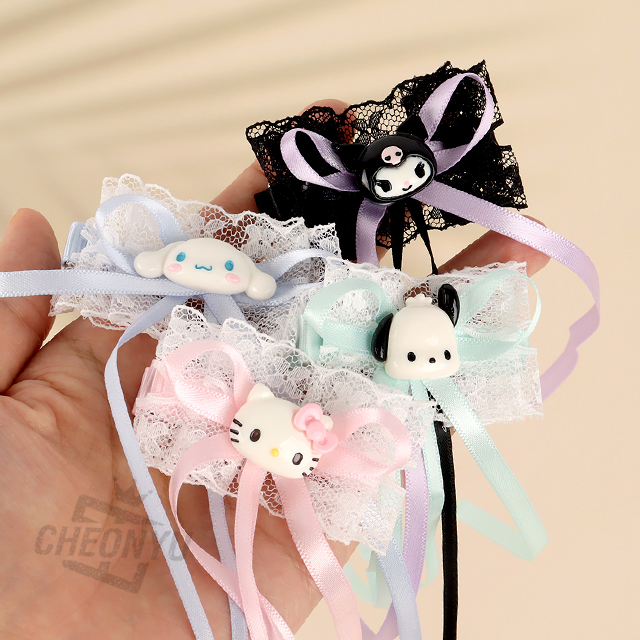 Sanrio Two types of tongs pins