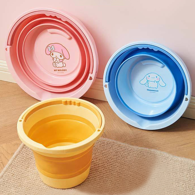 산리오 접이식 물통 (중)