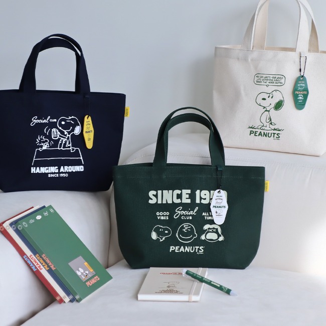 Peanuts Snoopy 75th Anniversary Tote Bag (3 Options)