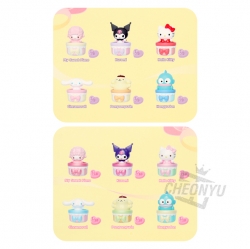 Sanrio Characters Wobble Basket Series Figure (Random)