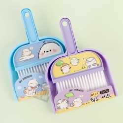 Oh! Moknuni Mini Dustpan and Brush Set 