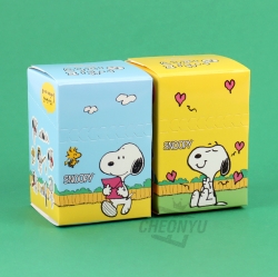 PEANUTS Random Cup Figure, Set of 16pcs