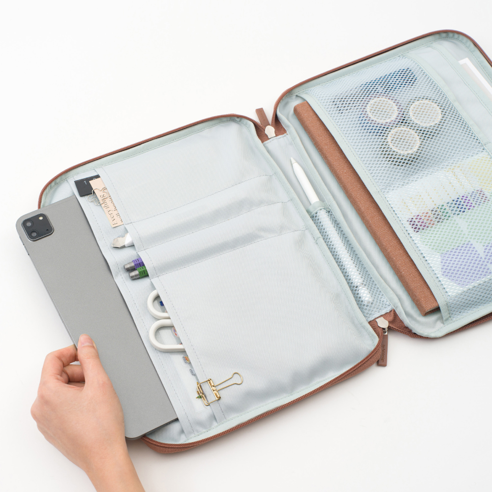 multi pouch for book & 11" tablet