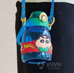 Crayon Shin-chan Sleeve Bottle (Action)