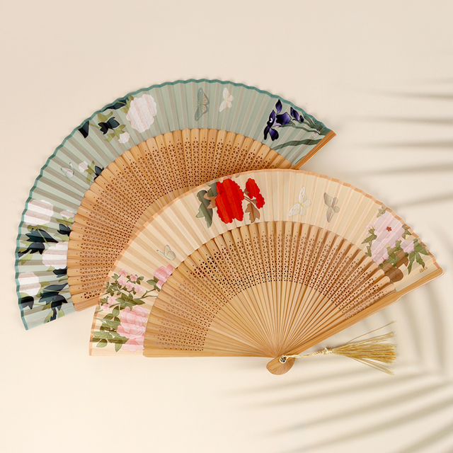 Traditional folding bamboo fan, Random