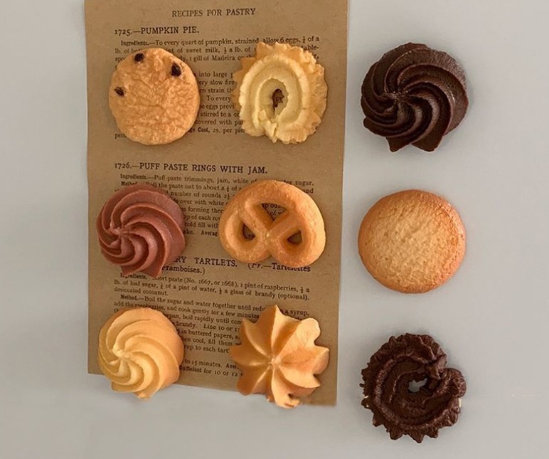 맛있는 버터 쿠키 냉장고 자석 9종 (랜덤발송)