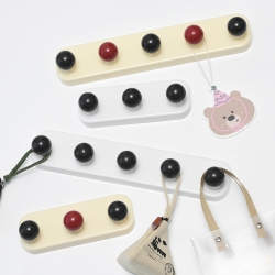 No hole adhesive wall hook hanger round ball hanger storage arrangement