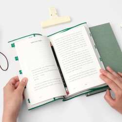 clover canvas bookcover