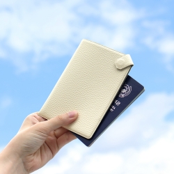 Magnet Passport cover