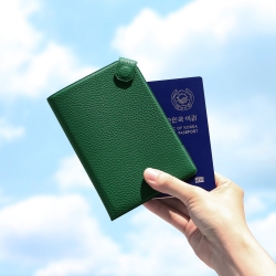 Magnet Passport cover