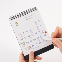 desk calendar mini 2026