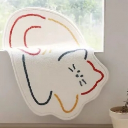 Bear Cat White Foot Mat