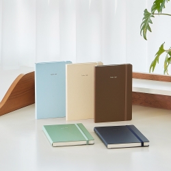 WEEKLY PLANNER HARDCOVER 2026 A5