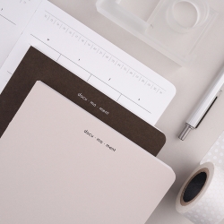 documoment monthly planner