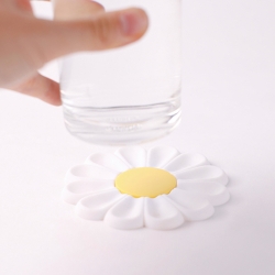 Coaster Daisy White