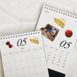 2026 Moderato Desktop Calendar